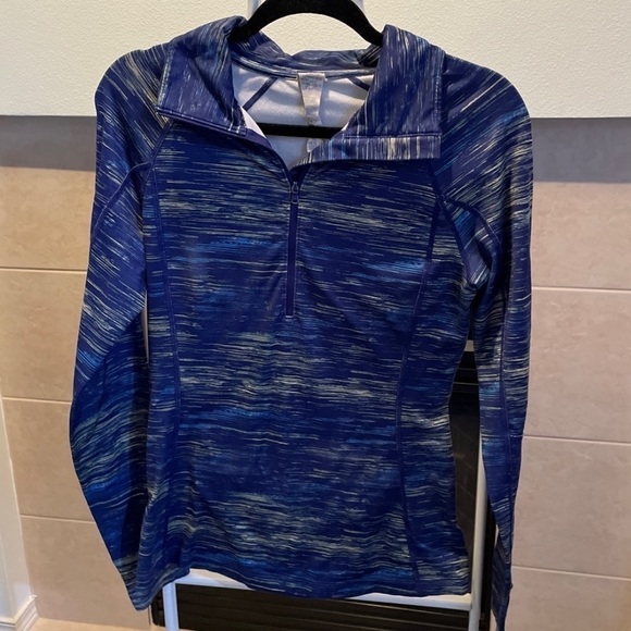 Under Armour - size small jacket - Picture 1 of 1